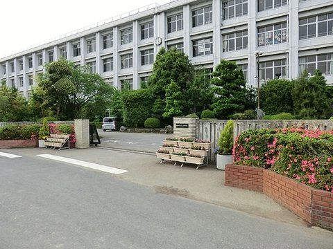 鴻巣市立吹上北中学校の画像