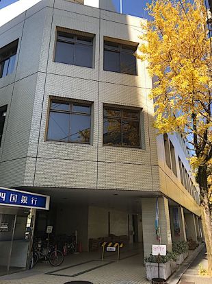 高知県庁西庁舎の画像