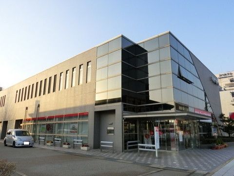 北陸銀行高岡広小路支店の画像