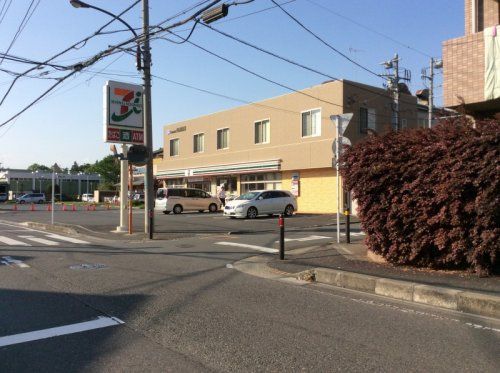 セブンイレブン 相模原鵜野森1丁目店の画像