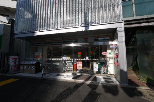 セブンイレブン 杉並桃井1丁目店の画像