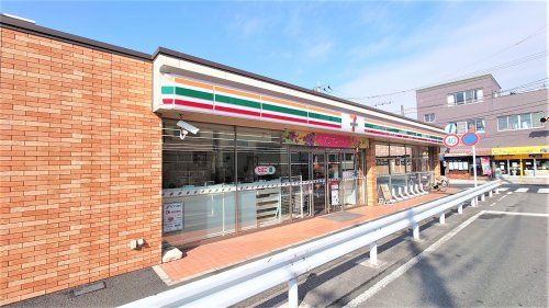 セブンイレブン 京成稲毛駅前店の画像