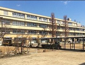 西宮市立鳴尾小学校の画像