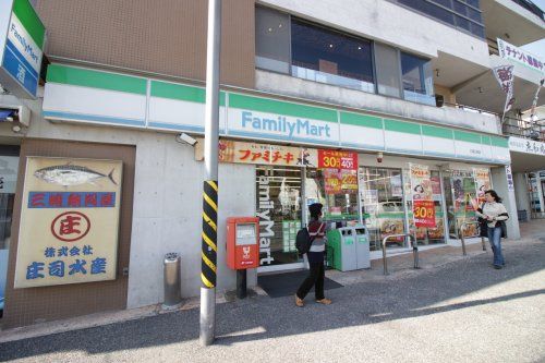 ファミリーマート三浦三崎店の画像