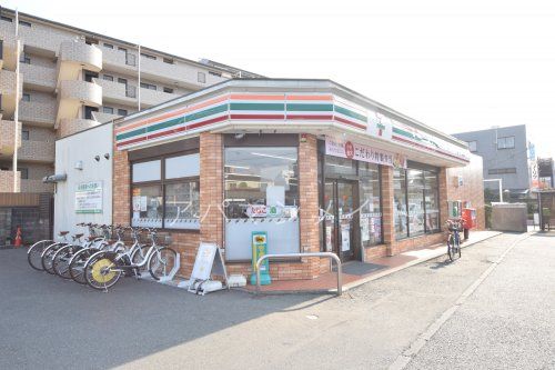 セブンイレブン横浜戸塚平戸店の画像