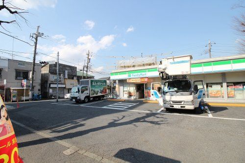 ファミリーマート　都立家政店の画像