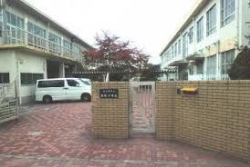 岩塚小学校の画像