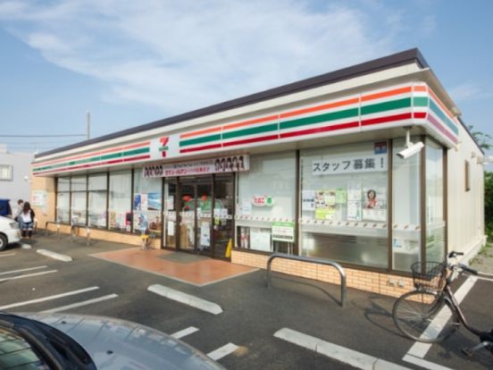 セブンイレブン ふじみ野亀久保店の画像