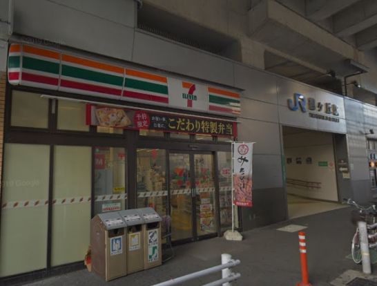 セブンイレブンJR鶴ヶ丘駅前店の画像