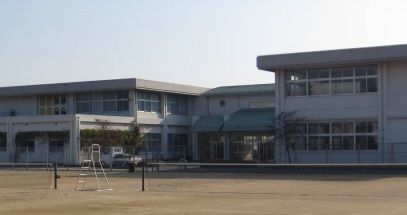 宇部市立神原中学校の画像