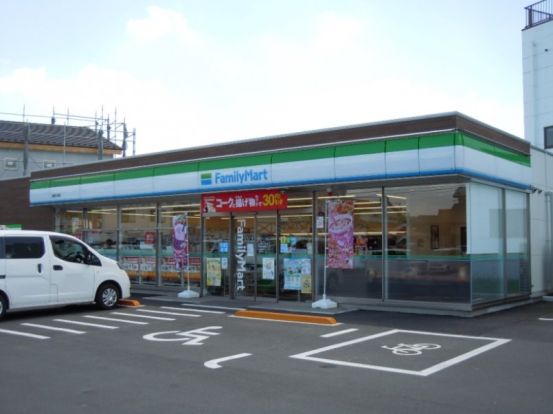 ファミリーマート 川越天沼店の画像