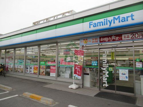 ファミリーマート小平小金井街道店の画像