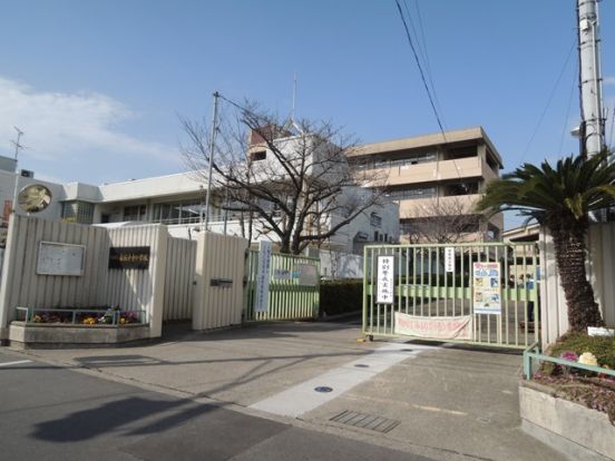 吹田市立東佐井寺小学校の画像