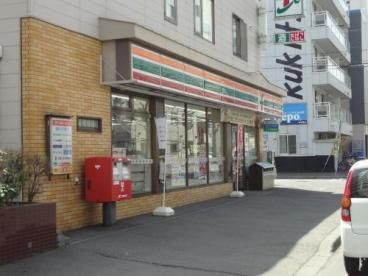 セブンイレブン 札幌南4条東店の画像