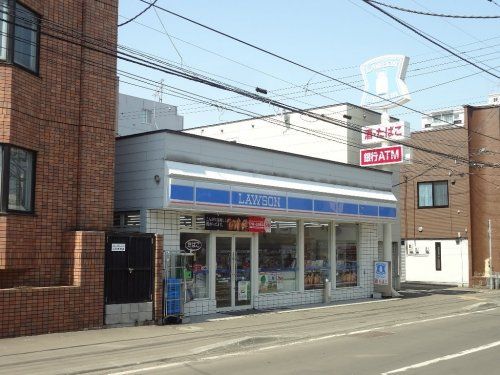 ローソン 札幌南7条西店の画像