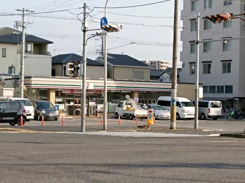 セブンイレブン 堺柳之町東1丁店の画像