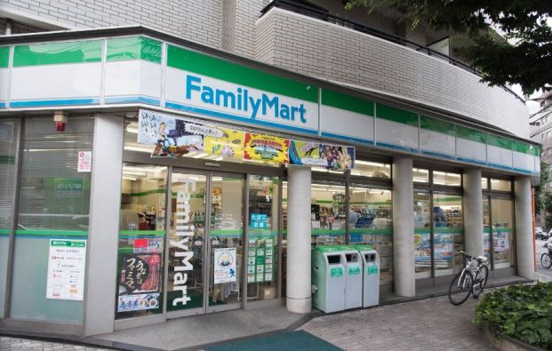 ファミリーマート東日本橋二丁目店の画像