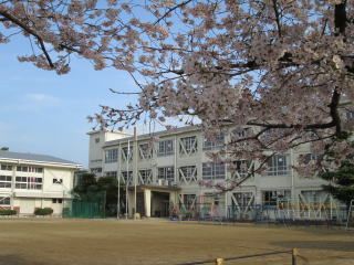 篠山小学校の画像