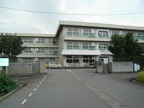 富山市立堀川南小学校の画像