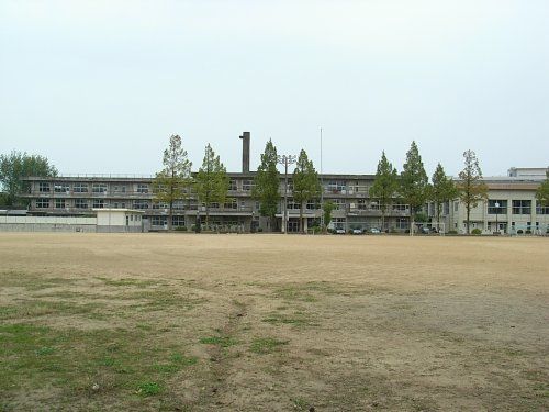 富山市立東部小学校の画像