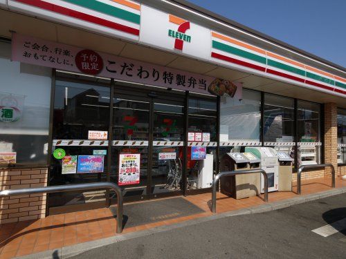 セブンイレブン 高井戸東五日市街道店の画像