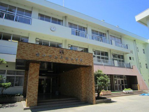 長岡小学校の画像