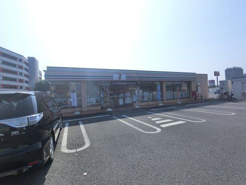 セブンイレブン 印西中央南店の画像