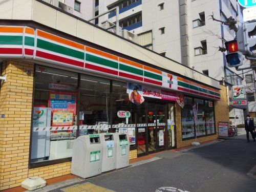 セブンイレブン 江東新大橋3丁目店の画像