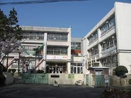 寝屋川市立三井小学校の画像