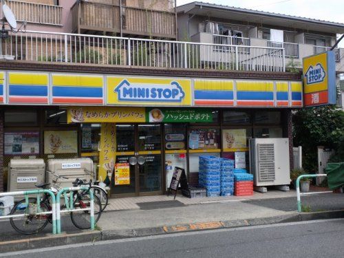 ミニストップ 東十条店の画像