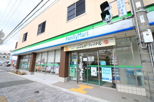 ファミリーマート　尼崎下坂部店の画像