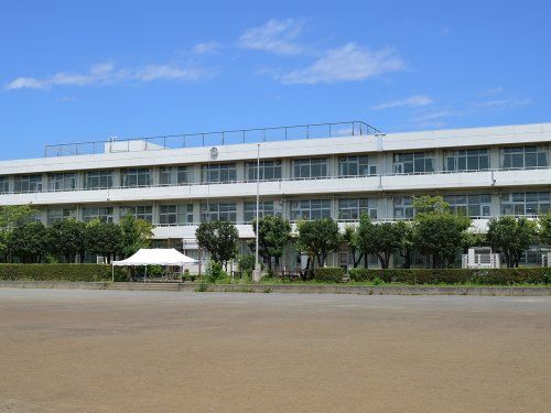 小金井市立 小金井第一中学校の画像