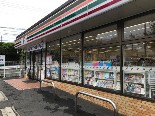 セブンイレブン 名古屋松原3丁目店の画像