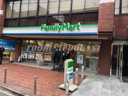 ファミリーマート 表参道南店の画像