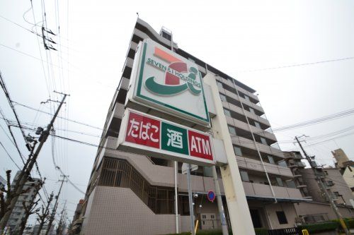 セブンイレブン 神戸住吉南町3丁目店の画像