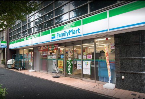 ファミリーマート 杉並桃井店の画像