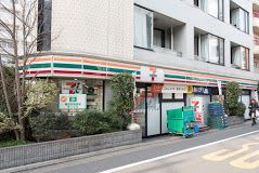 セブンイレブン 目黒柳通り店の画像