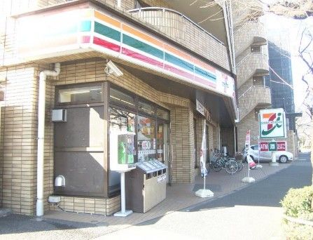 セブンイレブン練馬春日店の画像