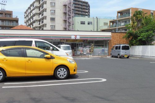 セブン-イレブン 座間相武台前店の画像