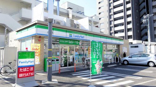 ファミリーマート 代官町東店の画像