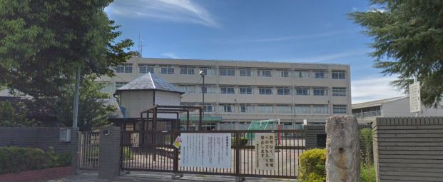 横浜市立中川小学校の画像