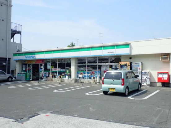 ファミリーマート横浜和泉町店の画像
