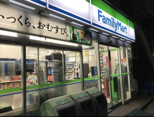 ファミリーマート 市谷台町店の画像