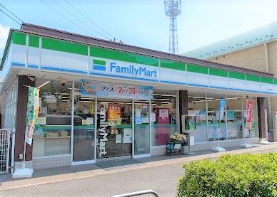 ファミリーマート 西武拝島店の画像