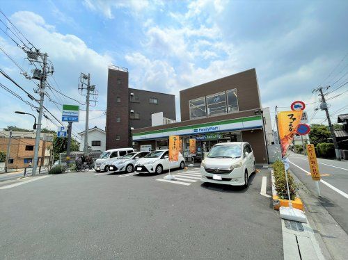 ファミリーマート 杉並本天沼三丁目店の画像