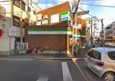ファミリーマート 堺初芝駅前店の画像