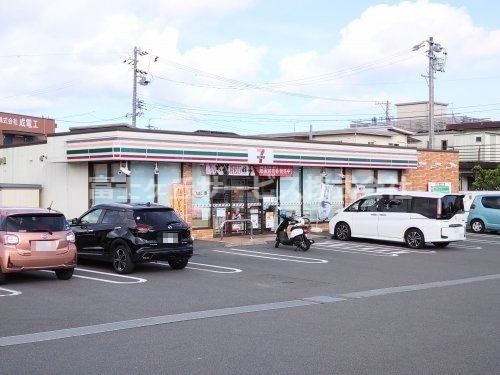 セブンイレブン 藤枝藤岡５丁目店の画像