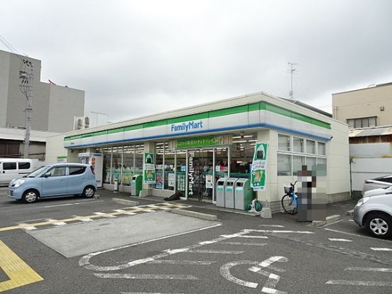 ファミリーマート 堺錦綾町店の画像