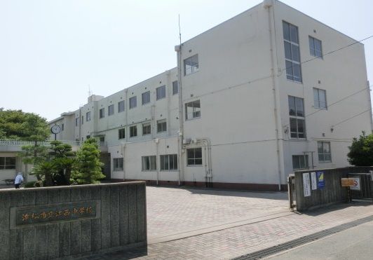 浜松市立江西中学校の画像