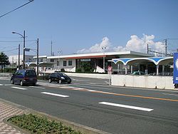 新居町駅の画像